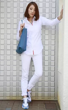 WHITE CASUAL STYLING