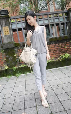 Casual all grey style