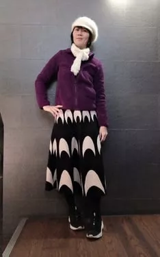 紫+黑白針織裙