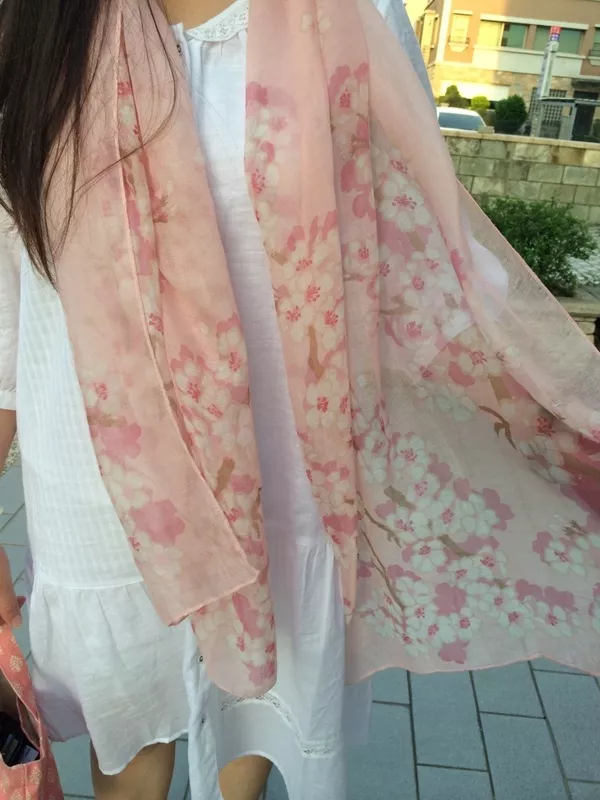櫻花絲巾