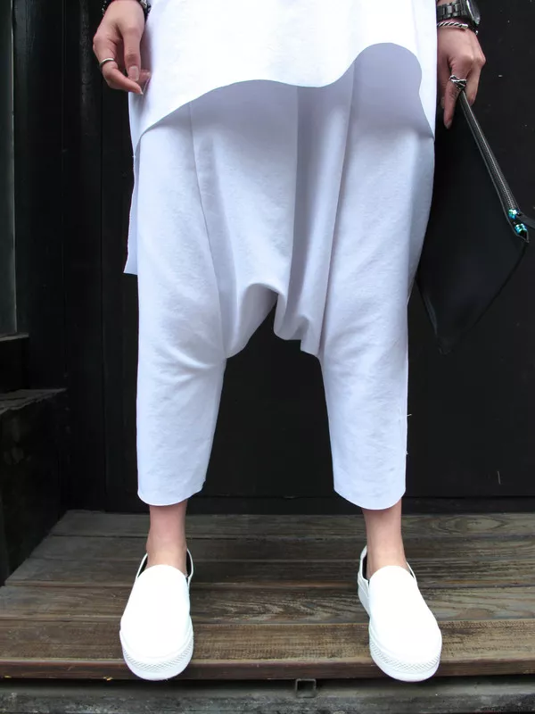 白色低檔褲