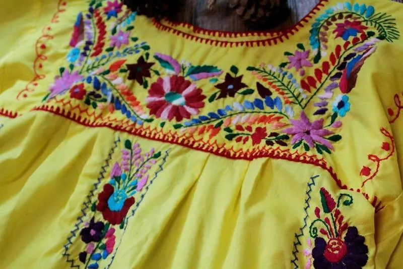 VINTAGE 墨西哥純手繡花柄手工刺繡洋裝