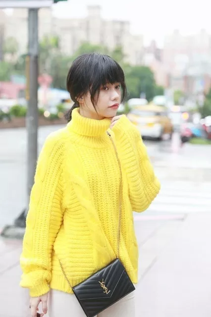 黃色招財毛衣