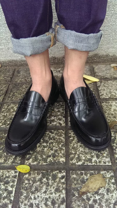 LOAFER鞋
