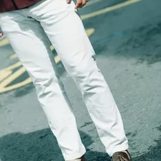 白色牛仔褲